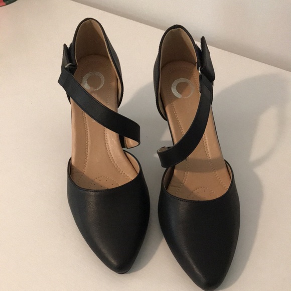 Faux Leather Tillis Pointed Toe Stiletto Heel Pumps - Picture 3 of 14